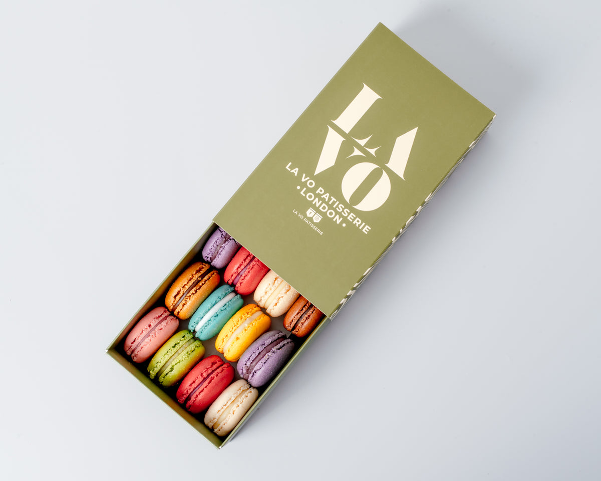 Box Of 16 Macarons
