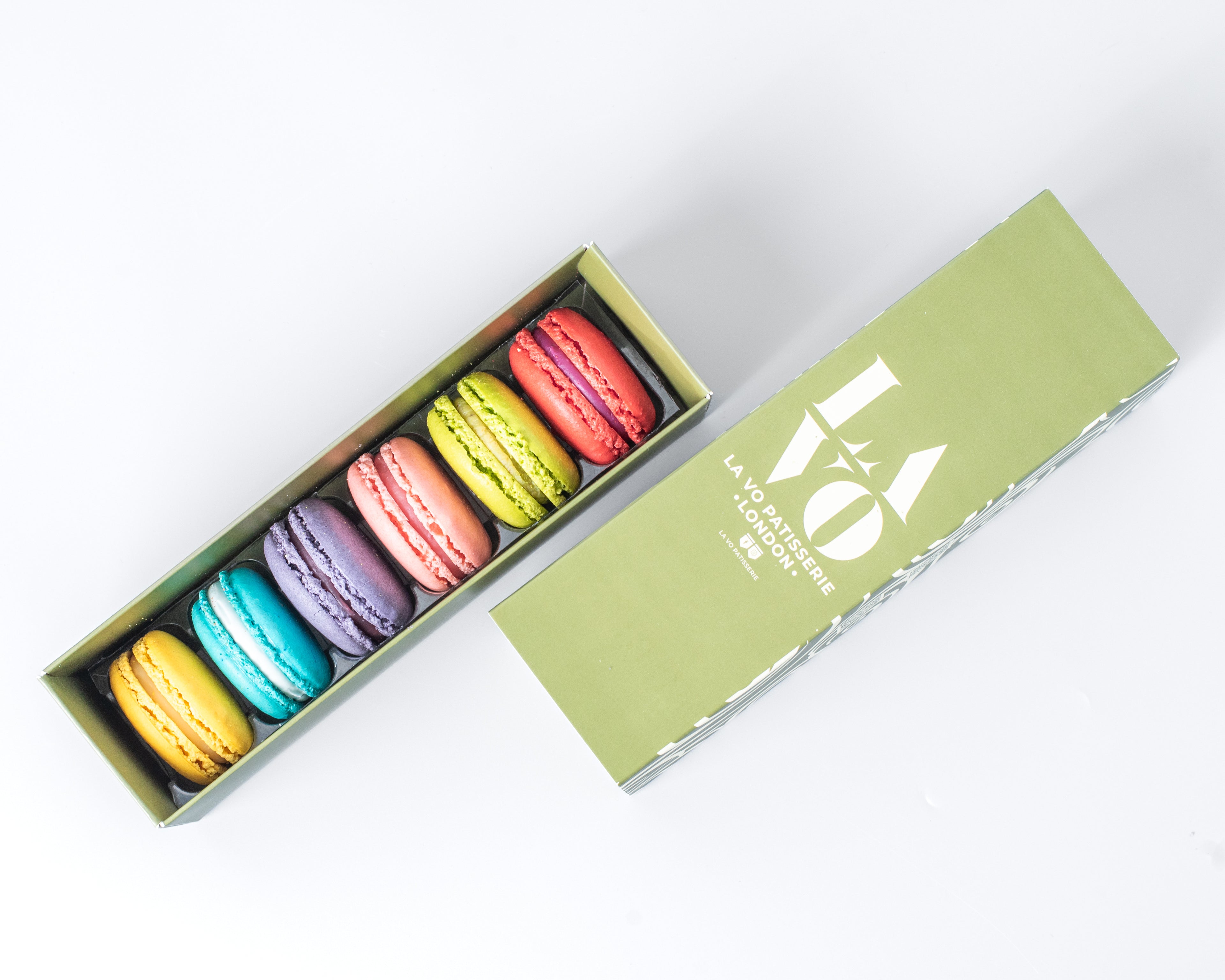 The ULTIMATE Gift Bundle (Red Velvet Cake + 1 x 6 Box Macarons + 1 x Brownie Slice Box ) - LA VO PATISSERIE