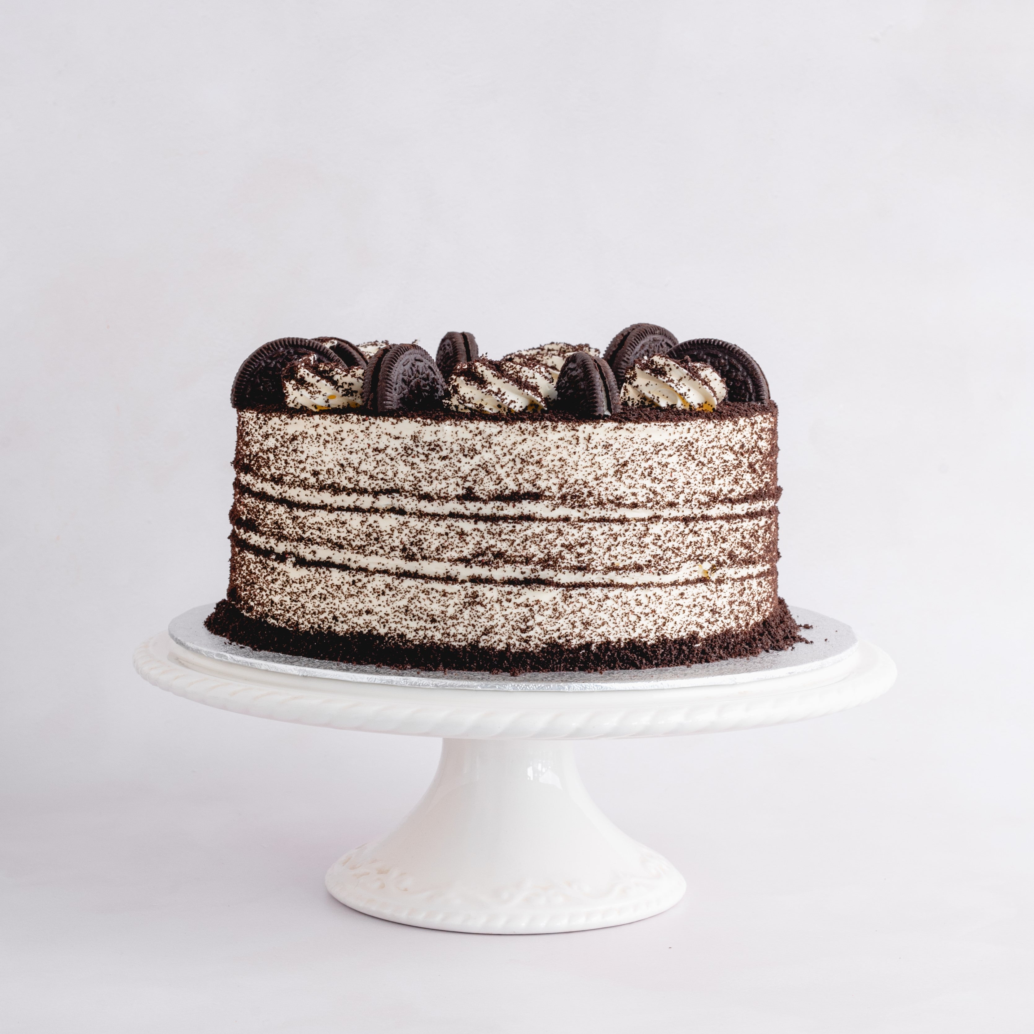 Cookies & Cream Cake - LA VO PATISSERIE