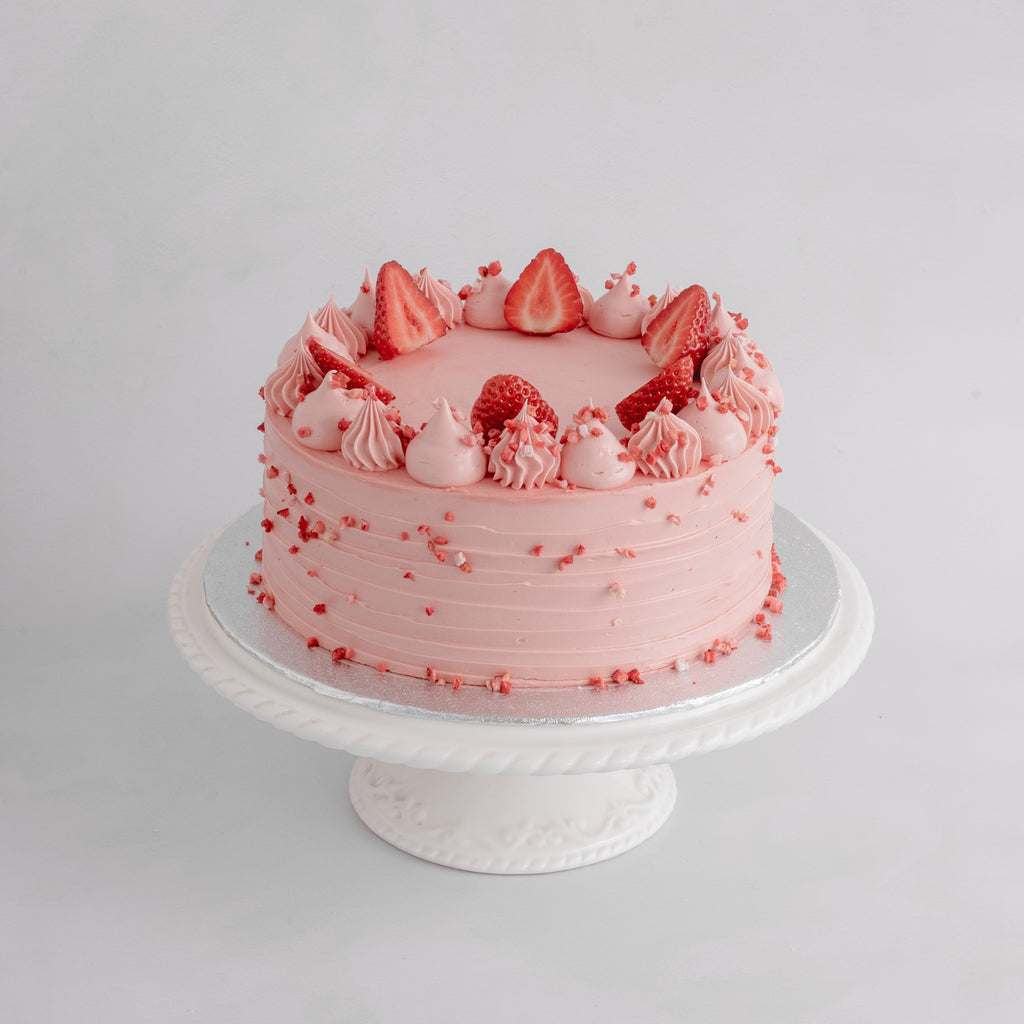 Gluten Free Strawberry Cake - LA VO PATISSERIE