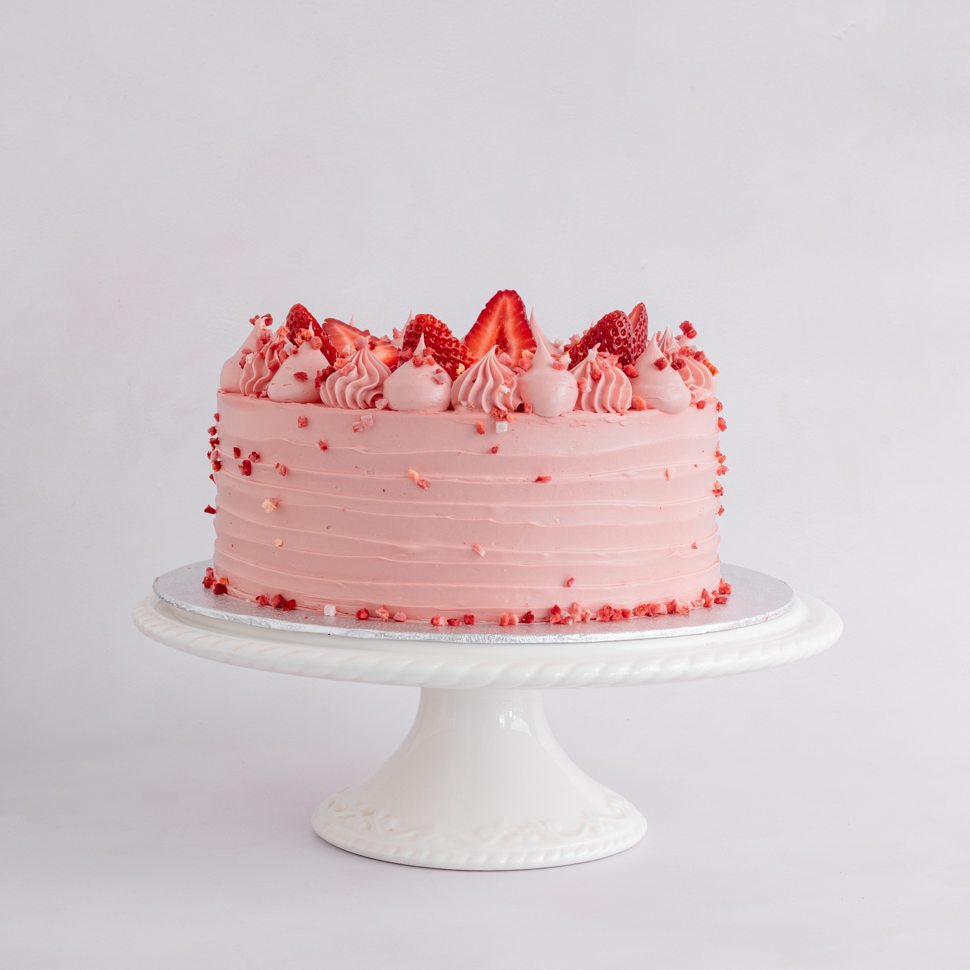 Gluten Free Strawberry Cake - LA VO PATISSERIE
