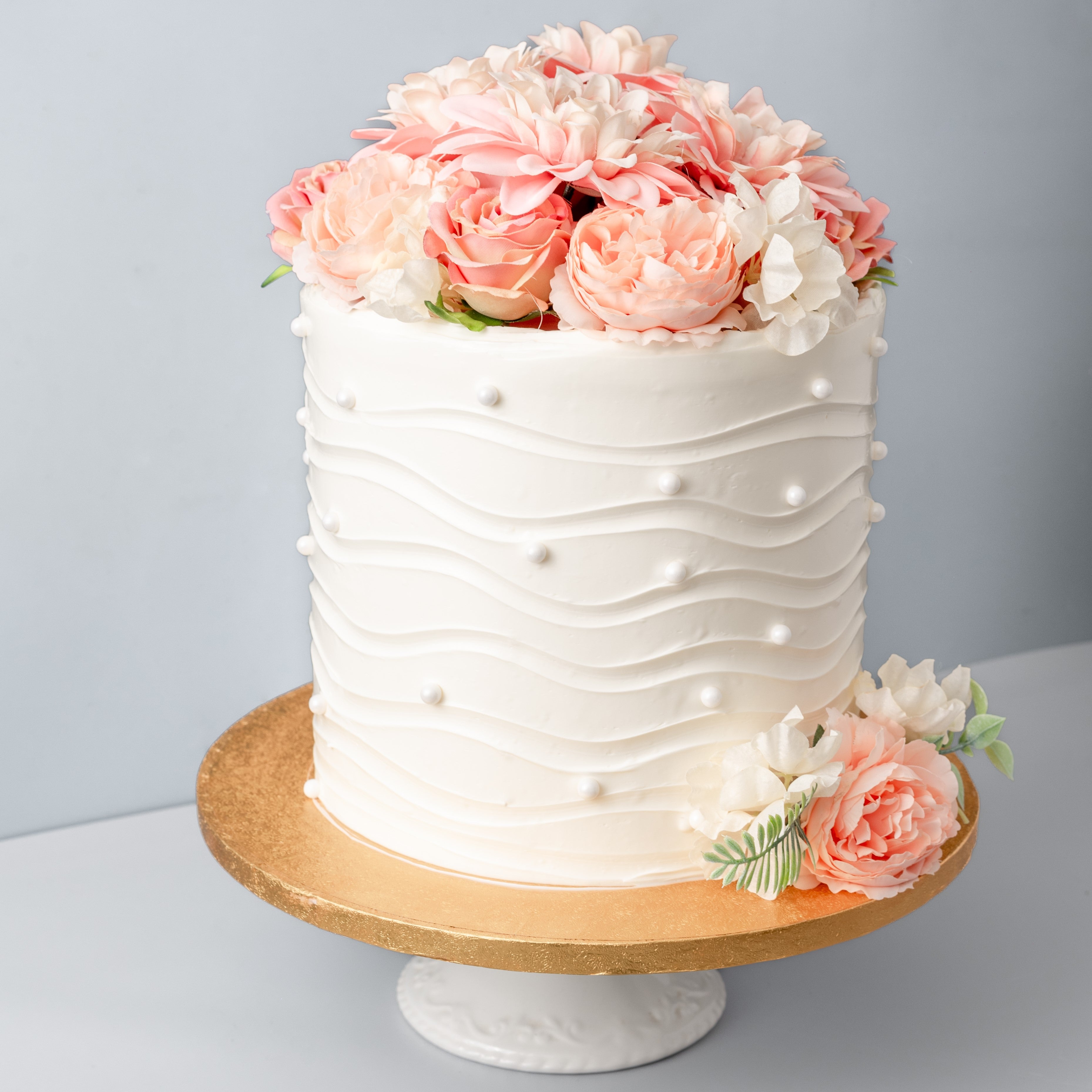 Rose Petal Elegance - LA VO PATISSERIE