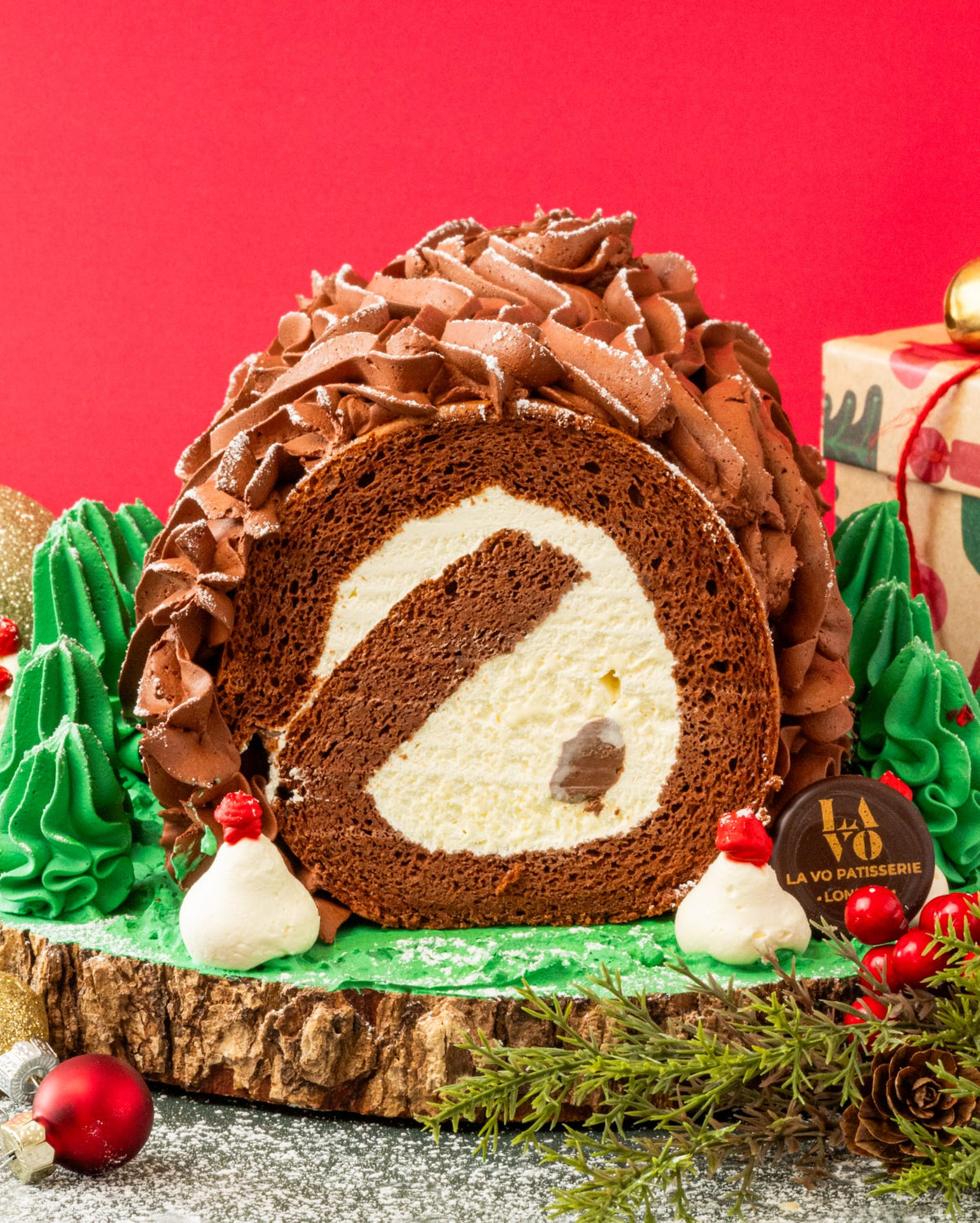 Yule Log Cake - LA VO PATISSERIE